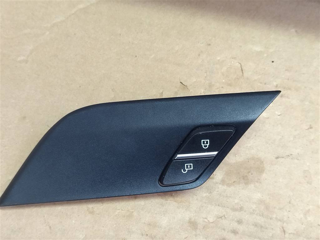 кнопка ручного тормоза (ручника) BMW X6 F16 2015, 3.0 л., D, N57 D30 C, дизель, АКПП, внедорожник 5 дв., полный привод, 514, 7292077, 7292077 - фото №1