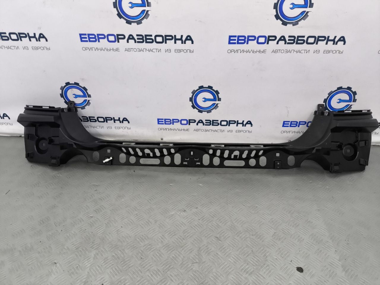 Крепление бампера заднего BMW M5 F90 2018, 4.0 л., бензин, АКПП, передний привод, 51127906292, 7906292 - фото №1