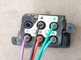 блок клапанов пневмоподвески Bentley Continental GT 1 поколение 2007, 6.0 л., бензин, АКПП, передний привод, 3D0616013B, 3D0616013B, 3D0616013A