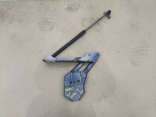 петля капота левая Volvo XC40 1 поколение 2020, 1.5 л., бензин, denim blue, правый руль, 31356752