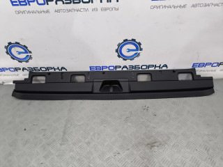 накладка внутренняя на заднюю панель кузова Land Rover Discovery 5 поколение L462 2020, 3.0 л., дизель, АКПП, передний привод, HY32425A92BE8PVJ, LR107514