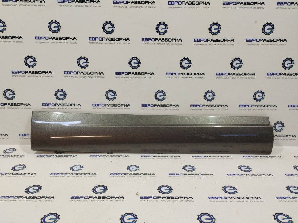 молдинг двери задней правой Maserati Levante 1 поколение M161 2017, 3.0 л., дизель, АКПП, передний привод, 670035237 - фото №1