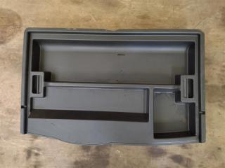 корыто пластиковое Maserati Levante 1 поколение M161 2020, 3.0 л., дизель, АКПП, передний привод, 670040700, 670040700