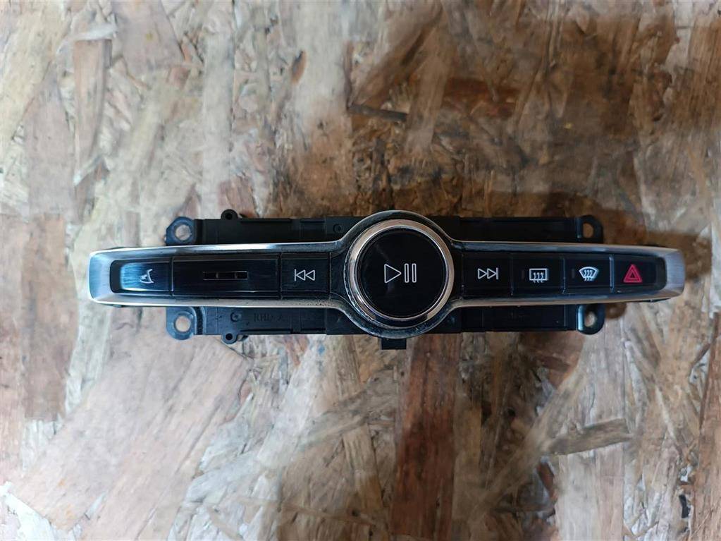 кнопка (выключатель) Volvo XC90 2 поколение 2019, 2.0 л., дизель, АКПП, передний привод, 31346790, 31346790 - фото №1