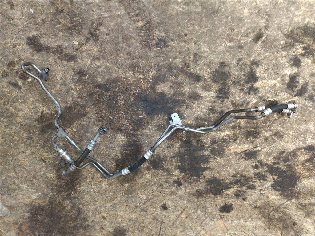 трубка гидроусилителя Bentley Continental GT 2 поколение 2015, 4.0 л., TFSI, бензин, АКПП, передний привод, 3W0317817C, 3W0317817C - фото №1