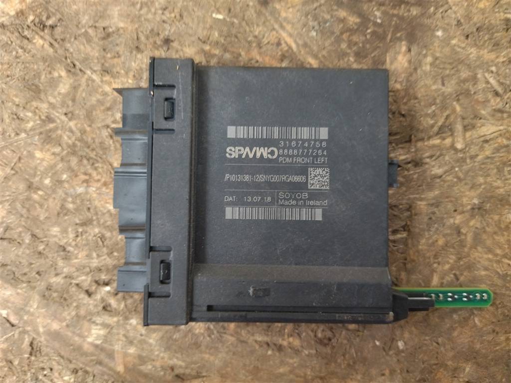 блок управления стеклоподъемниками Volvo XC90 2 поколение 2018, 2.0 л., дизель, АКПП, передний привод, 31674758, 31674758, 316747558, 8888777264 - фото №1