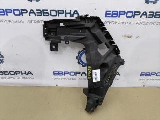 Крепление бампера заднего Volvo XC40 1 поколение 2020, 1.5 л., бензин, denim blue, правый руль, 32227485