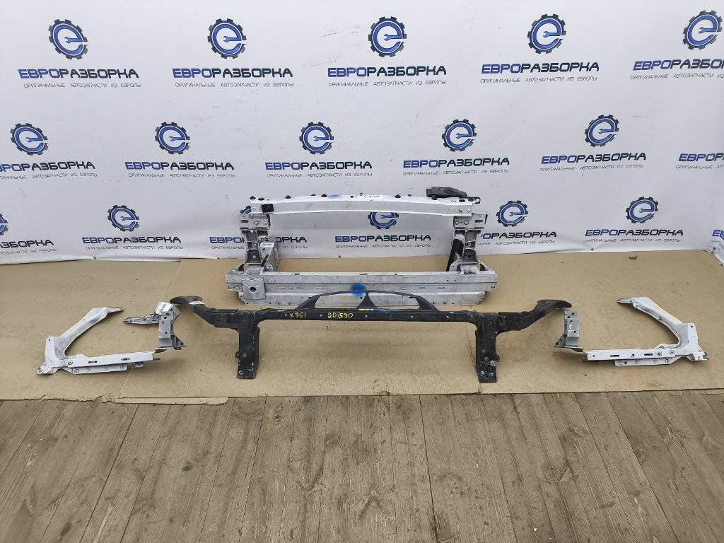 передняя панель крепления облицовки (телевизор) Jaguar F-Pace 1 поколение X761 2018, 3.0 л., дизель, АКПП, передний привод, HK8317859AG - фото №1