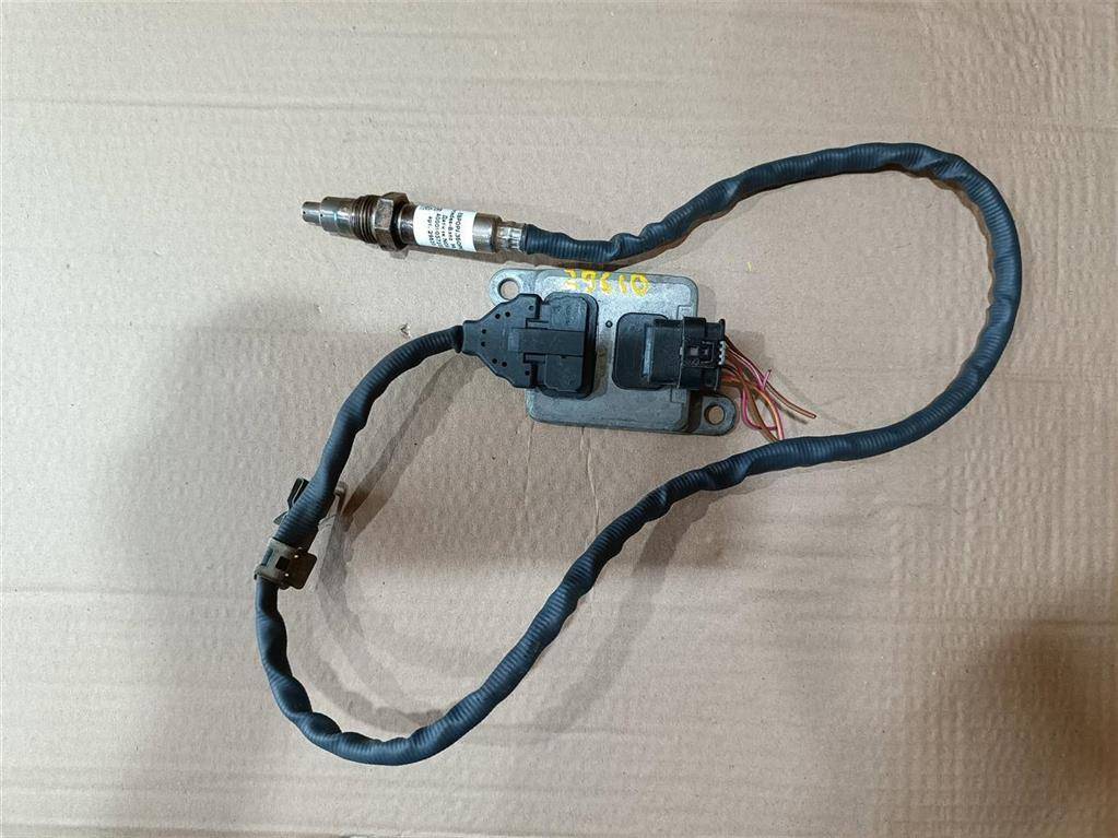 Датчик NOx Mercedes-Benz M-Класс W166 2014, 3.0 л., CDi, дизель, АКПП, передний привод, A0009057100, A0009052900, A0009053603 - фото №1