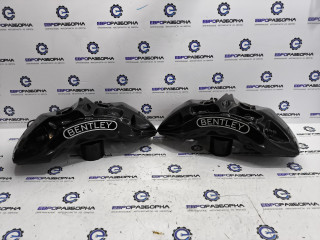 суппорт Bentley Bentayga 1 поколение [рестайлинг] 4V1 2023, 4.0 л., TFSI, DCU, бензин, АКПП, темно-зеленый перламутр, внедорожник 5 дв., полный привод, правый руль, 4M0615105JL, 36A615107D, 36A615108D