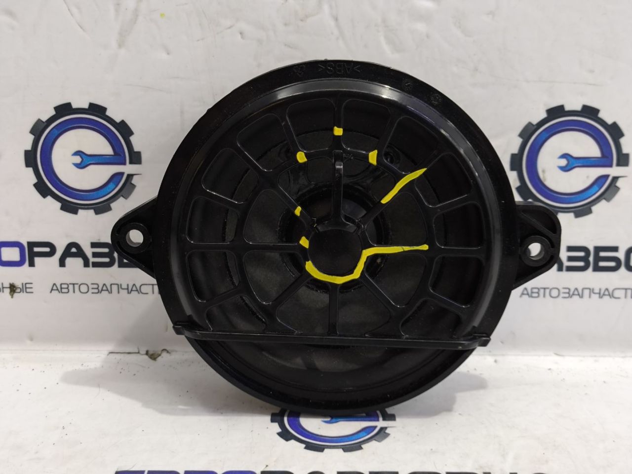 динамик Audi Q7 4M 2018, 3.0 л., дизель, АКПП, полный привод, правый руль, 4M0035416A - фото №1