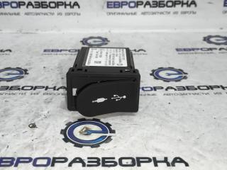 разъем AUX / USB Lexus NX 1 поколение [рестайлинг] 2018, 2.0 л., бензин, АКПП, передний привод, 8619011010