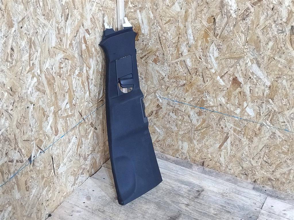 обшивка стойки Volvo XC90 2 поколение 2019, 2.0 л., дизель, АКПП, передний привод, 32244265, 32244265 - фото №1