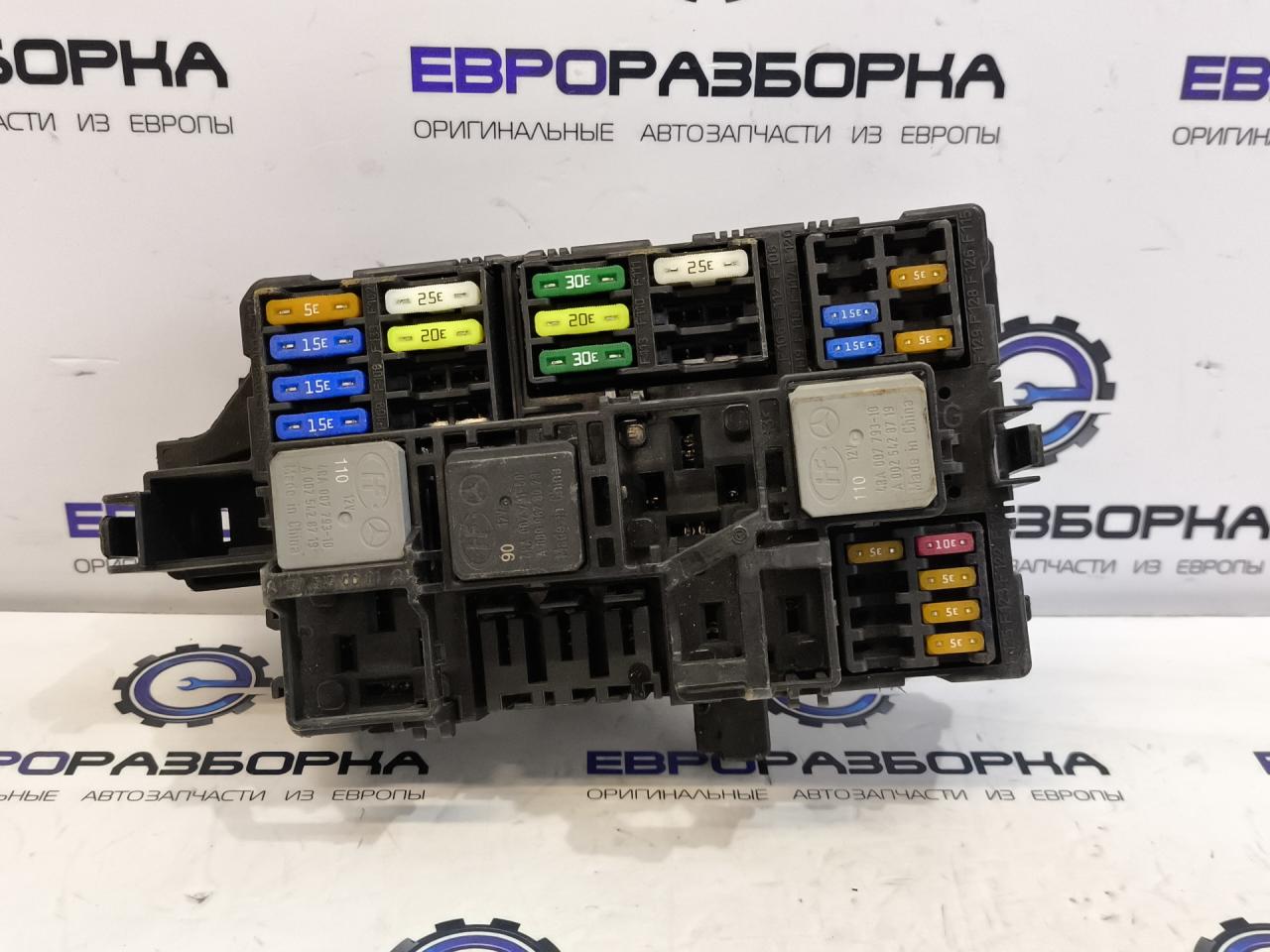 блок предохранителей Mercedes-Benz GLE V167 2022, A1679067303 - фото №1