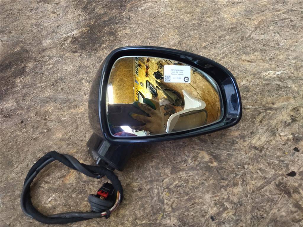 зеркало наружное правое Audi R8 42 2008, 4.0 л., TFSI, бензин, АКПП, купе, передний привод, 42B857410, 42B857410, 8J0857502A - фото №1