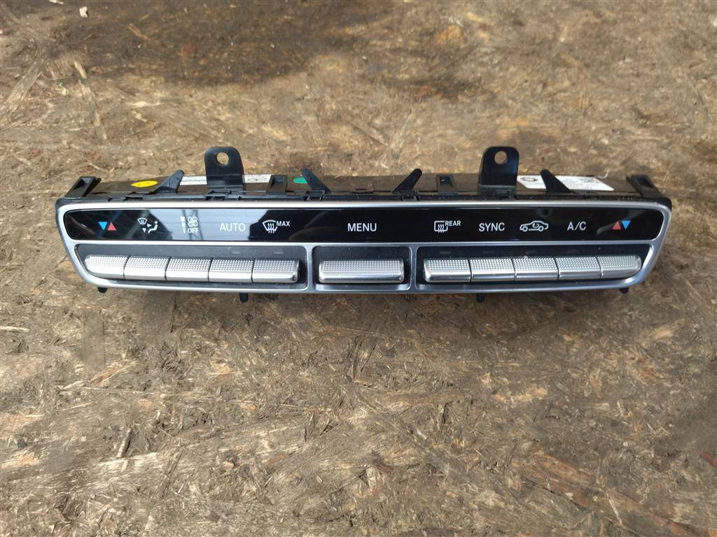 Блок управления климат-контроля Mercedes-Benz E-Класс W213/S213/C238/A238 W213 2017, 2.0 л., CDi, дизель, АКПП, передний привод, A2139054707, A2139054707, A2139050008, A2139054807, A2139059907, A2139059003 - фото №1