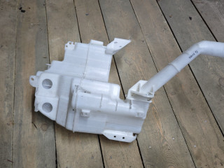 бачок омывателя Mazda CX-7 1 поколение 2008