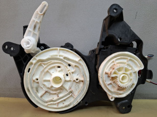 моторчик заслонки печки Toyota Sienna 3 поколение 2011, 3.5 л., 2GR-FE, бензин, АКПП, серый, передний привод