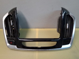 рамка под магнитолу Chevrolet Traverse 2 поколение [рестайлинг] 2022, 3.6 л., бензин, АКПП, белый, внедорожник 5 дв., полный привод, 84286789