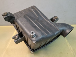 корпус воздушного фильтра Suzuki Grand Vitara 1 поколение [рестайлинг] 2005, 2.7 л., H 27 A, бензин, АКПП, внедорожник 5 дв.