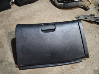 бардачок Hyundai Sonata 4 поколение [рестайлинг] 2002, 2.4 л., G4JS, бензин, АКПП, седан