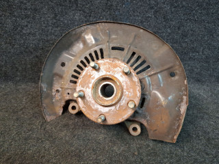 кулак поворотный левый Toyota Sienna 3 поколение 2011, 3.5 л., 2GR-FE, бензин, АКПП, серый, передний привод