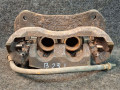 суппорт передний левый Toyota Sienna 3 поколение 2011, 3.5 л., 2GR-FE, бензин, АКПП, серый, передний привод - фото №2