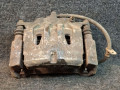 суппорт передний левый Toyota Sienna 3 поколение 2011, 3.5 л., 2GR-FE, бензин, АКПП, серый, передний привод - фото №5