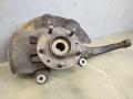 кулак поворотный правый Mazda 6 GG 2003, 2.3 л., L3, бензин, МКПП, черный, седан, передний привод - фото №2
