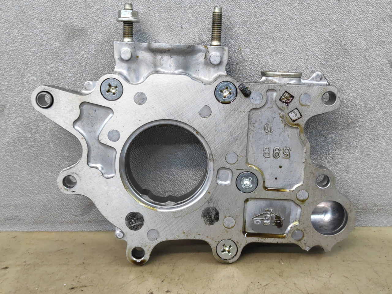 насос масляный Acura Integra 4 поколение 2024, 1.5 л., бензин, АКПП, синий, хетчбэк 5 дв., передний привод - фото №1