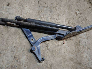 петля крышки багажника Hyundai Sonata 4 поколение [рестайлинг] 2002, 2.4 л., G4JS, бензин, АКПП, седан