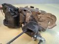 замок двери задней правой Mazda 323F BJ 2000, 2.0 л., RF3F, дизель, МКПП, хетчбэк 5 дв., передний привод - фото №4