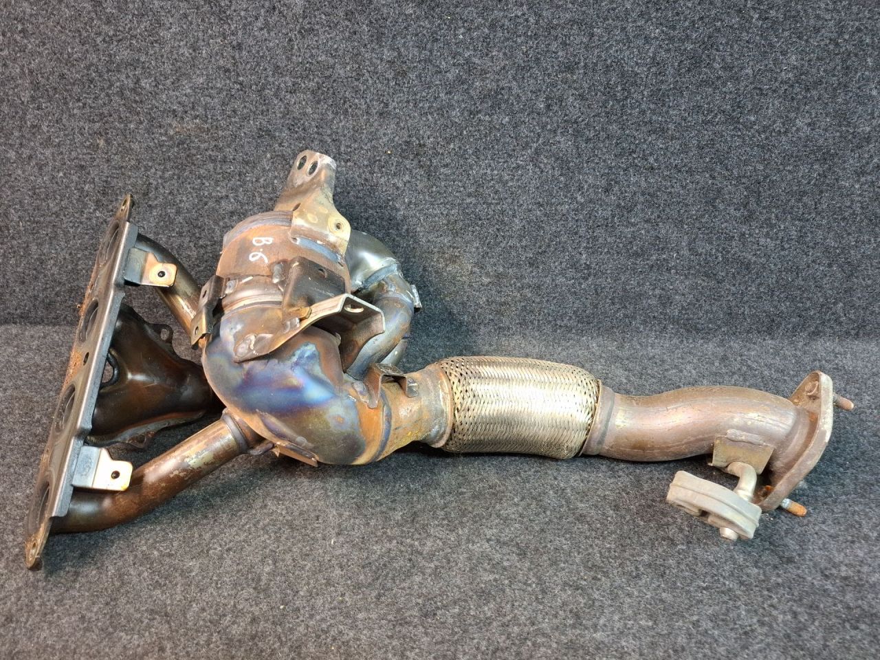 катализатор Mazda CX-5 2 поколение KF 2018, 2.5 л., PYY1, бензин, АКПП, серый/46g, внедорожник 5 дв., полный привод - фото №1