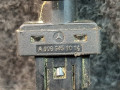 выключатель концевой (концевик) Mercedes-Benz Sprinter 2 поколение (W906) 2007, 2.1 л., OM 646.701, дизель, МКПП, красный, A0085451014 - фото №4