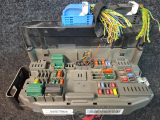 блок предохранителей BMW X5 E70 2008, 3.0 л., дизель, АКПП, серый, внедорожник 5 дв., полный привод, правый руль, 518967010C