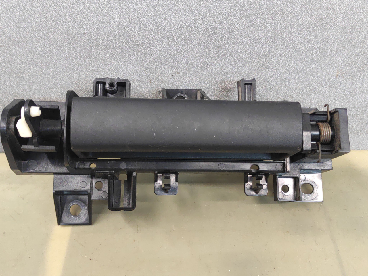 ручка внутренняя задняя левая Dodge Grand caravan 5 поколение 2010, 3.6 л., бензин, АКПП, минивэн, передний привод, 3025990 - фото №1