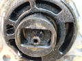 насос вакуумный Mazda 323F BJ 2000, 2.0 л., RF3F, дизель, МКПП, хетчбэк 5 дв., передний привод, X2T58171, RF2A18G00A - фото №2