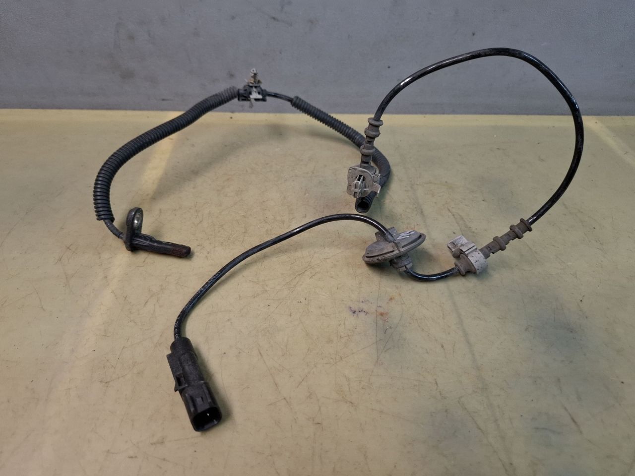 датчик ABS Chevrolet Blazer 3 поколение 2019, 3.6 л., бензин, АКПП, белый, полный привод - фото №1