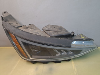 фара правая Hyundai Elantra AD 2018, 2.0 л., бензин, АКПП, серебристый, передний привод