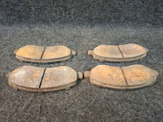 тормозные колодки Mitsubishi ASX 1 поколение 2012, 2.0 л., 4B11, бензин, АКПП, черный, внедорожник 5 дв., полный привод