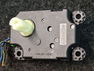 моторчик заслонки печки Mitsubishi ASX 1 поколение 2012, 2.0 л., 4B11, бензин, АКПП, черный, внедорожник 5 дв., полный привод, CSA512T010, VHB3030005A