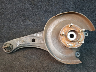 кулак задний правый Mitsubishi ASX 1 поколение 2012, 2.0 л., 4B11, бензин, АКПП, черный, внедорожник 5 дв., полный привод