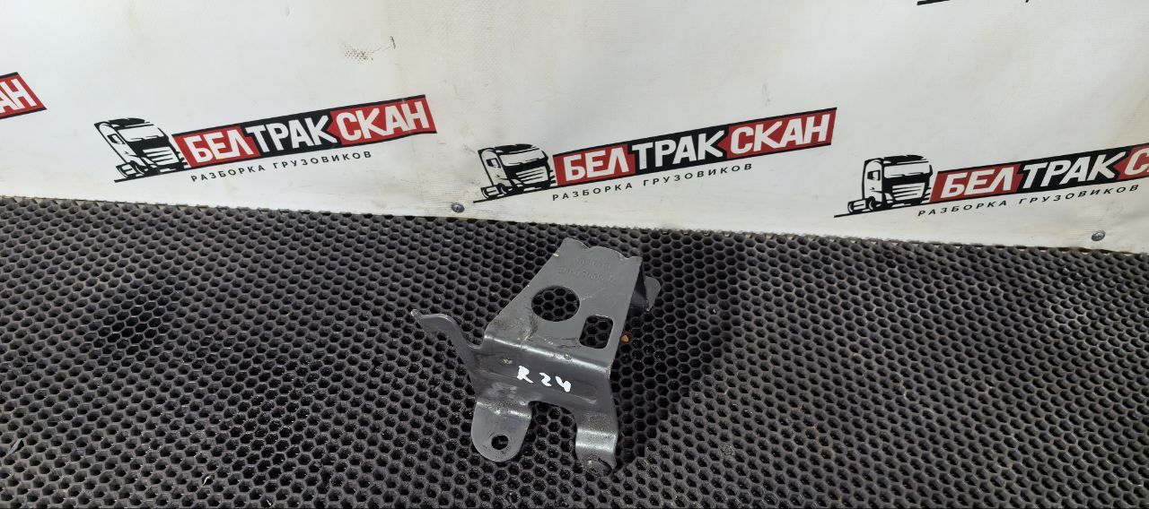 рамка фары противотуманной левой Scania R 6 серия 2021, 12.7 л., DC 13.148, дизель, АКПП, white ivory, задний привод, 2650533 - фото №1