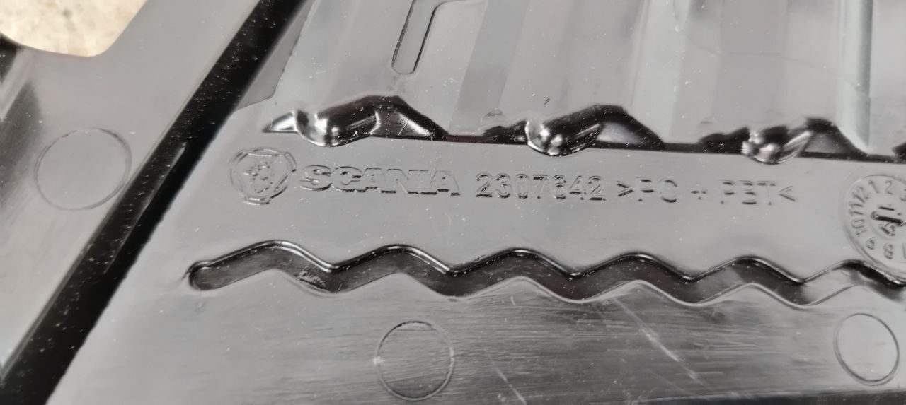 решетка капота Scania R 6 серия 2022, 2307642 - фото №1