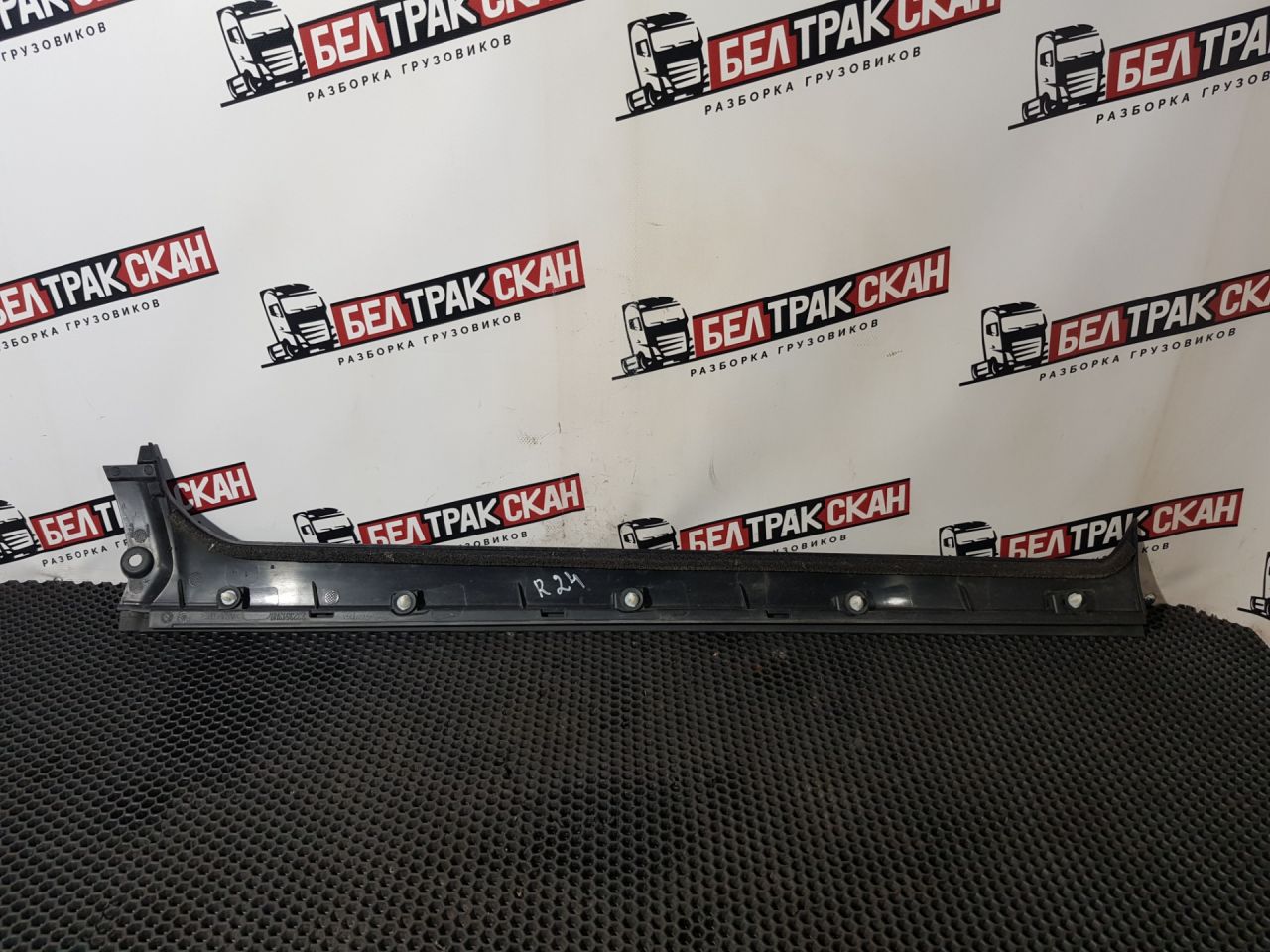 стойка кузовная передняя Scania R 6 серия 2021, 12.7 л., DC 13.148, дизель, АКПП, white ivory, задний привод, 2323513 - фото №1