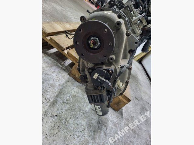 раздаточная коробка Volkswagen Amarok 1 поколение 2011, 2.0 л., дизель, 0C7341010F - фото №1