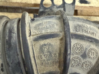 патрубок воздушного фильтра Volkswagen Transporter T5 [рестайлинг] 2013, 2.0 л., CFCA, дизель, 7E0129627D, 7E0129615F, 7E0129615G