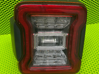 фонарь задний левый Jeep Wrangler 4 поколение 2019, 2.0 л., бензин