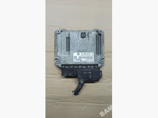 блок управления двигателем Skoda Superb 2 поколение 2012, 2.0 л., дизель, 03L906018EF