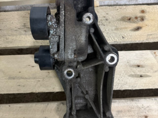 кронштейн генератора Renault Master 3 поколение [рестайлинг] 2018, 2.3 л., M9T 702, дизель, 8200803443